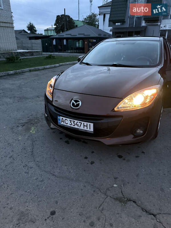 Хэтчбек Mazda 3 2011 в Львове