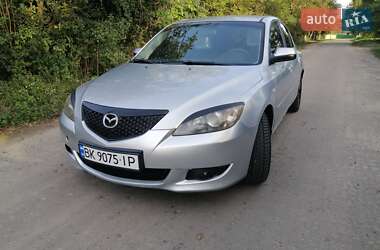 Хэтчбек Mazda 3 2003 в Ровно