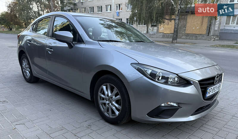 Седан Mazda 3 2016 в Запорожье