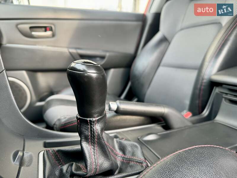 Хэтчбек Mazda 3 2008 в Черновцах