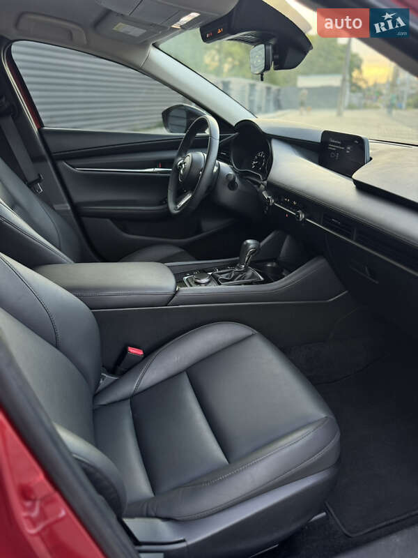 Седан Mazda 3 2023 в Киеве