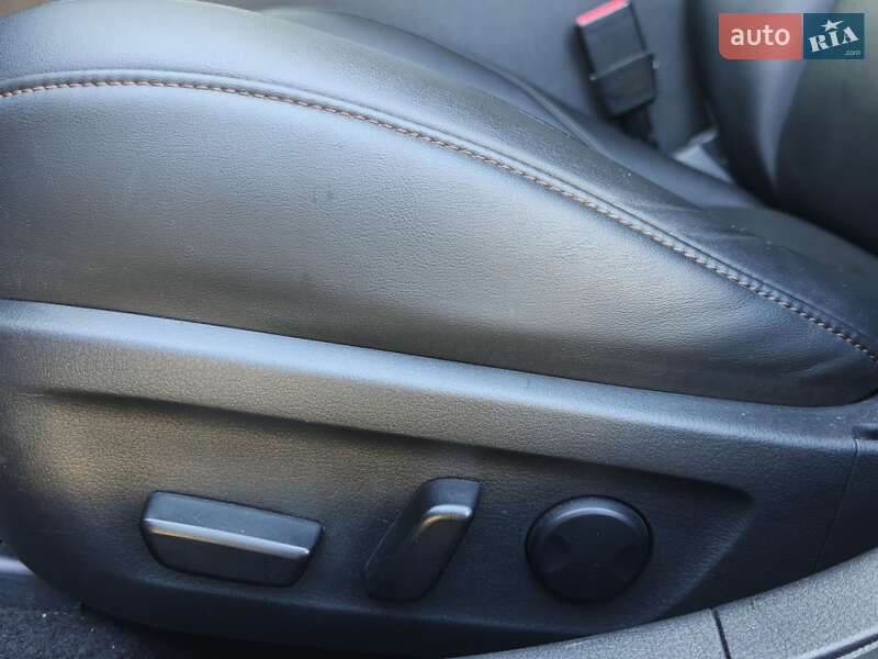 Седан Mazda 3 2019 в Днепре фото 29 Седан Mazda 3 2019 в Днепре