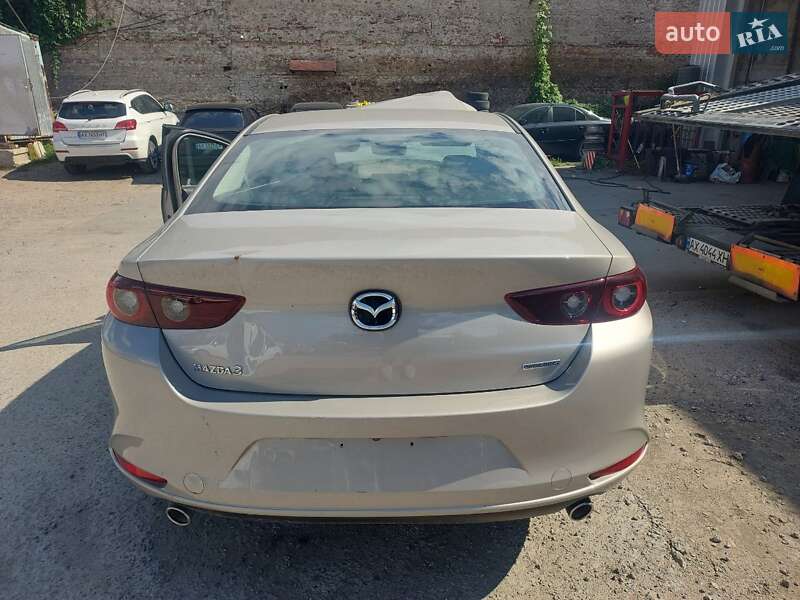 Седан Mazda 3 2023 в Харькове