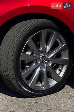 Седан Mazda 3 2023 в 