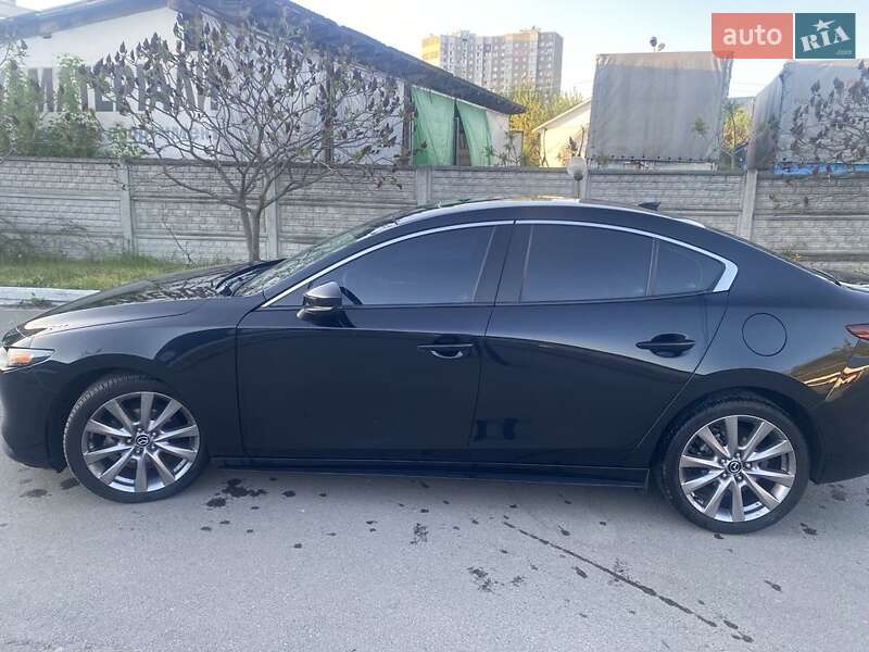 Mazda 3 2019