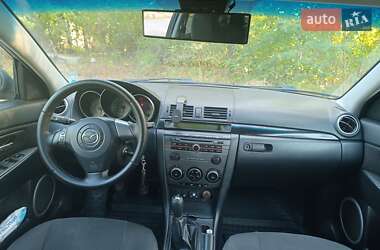Седан Mazda 3 2006 в Дніпрі