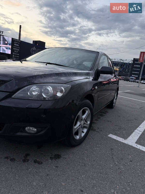 Хетчбек Mazda 3 2006 в Києві