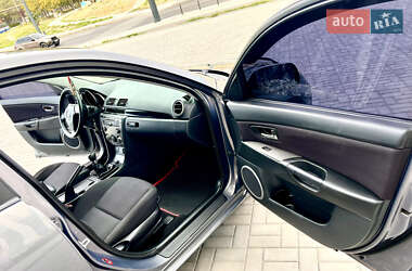 Хэтчбек Mazda 3 2007 в 