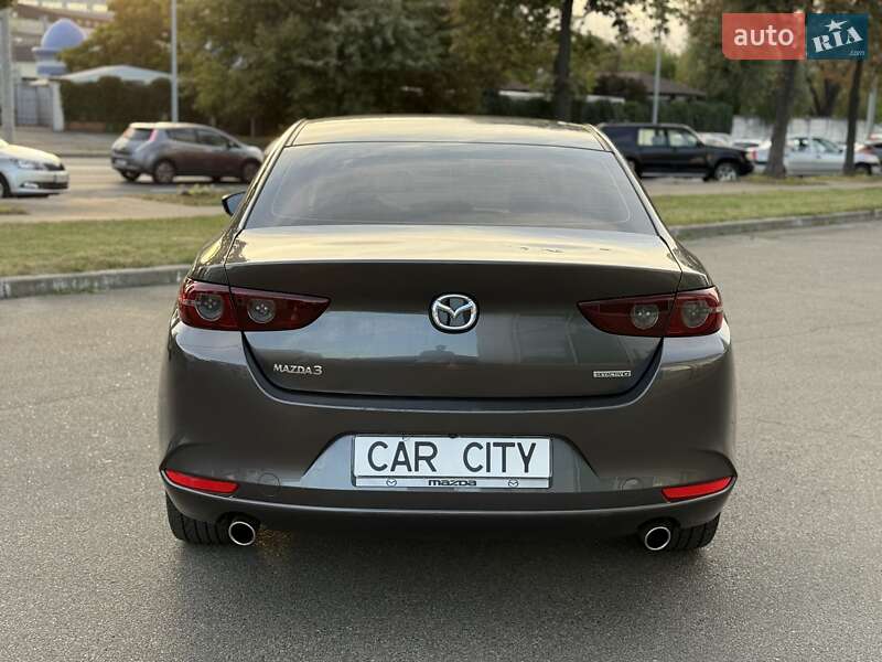 Седан Mazda 3 2021 в Киеве