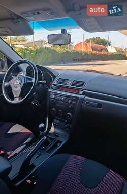 Хэтчбек Mazda 3 2003 в 