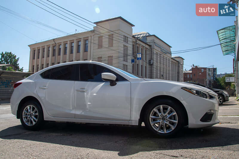 Mazda 3 2015