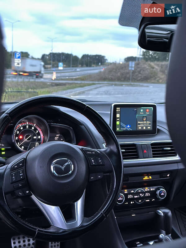 Хэтчбек Mazda 3 2014 в Полтаве