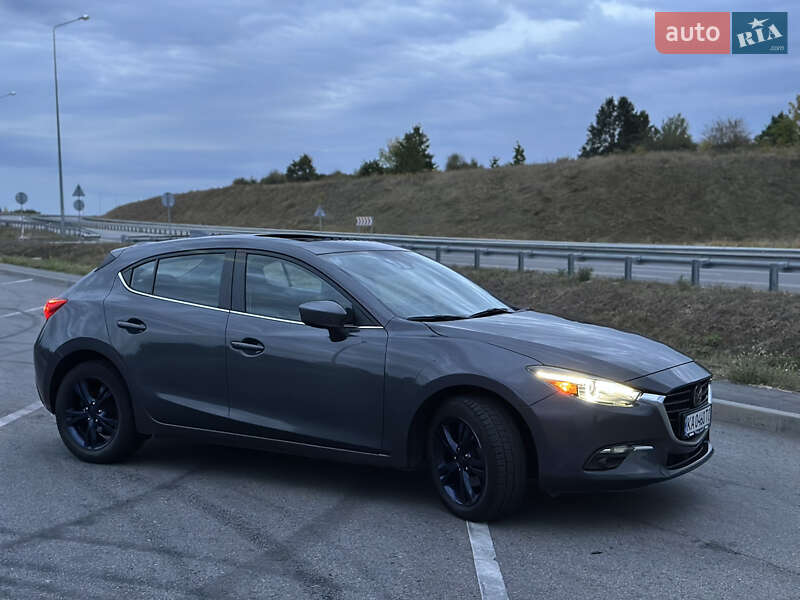 Хэтчбек Mazda 3 2014 в Полтаве