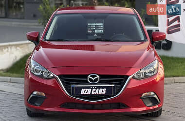 Седан Mazda 3 2015 в 