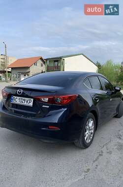 Седан Mazda 3 2015 в 