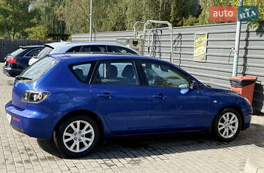 Седан Mazda 3 2009 в 