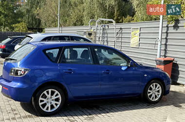 Седан Mazda 3 2009 в 