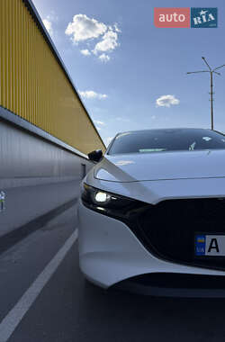 Хэтчбек Mazda 3 2021 в 