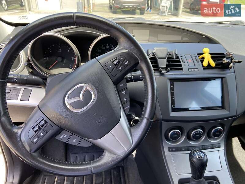 Хэтчбек Mazda 3 2010 в Львове