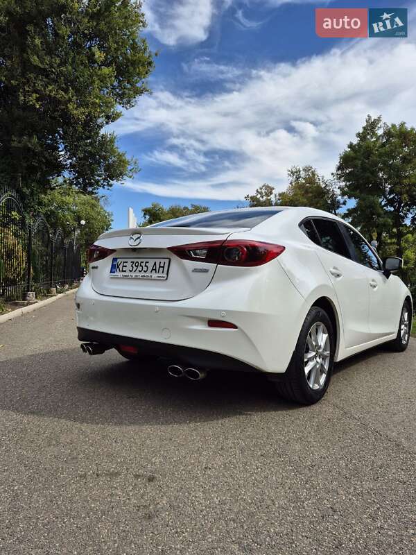 Седан Mazda 3 2015 в Кривом Роге фото 8 Седан Mazda 3 2015 в Кривом Роге