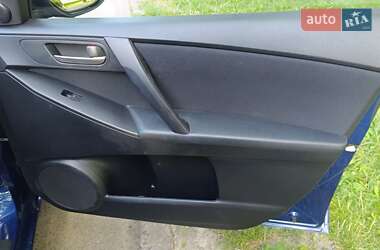 Хэтчбек Mazda 3 2009 в 