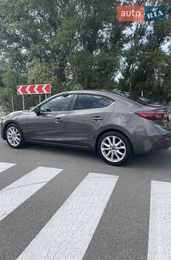 Седан Mazda 3 2014 в 