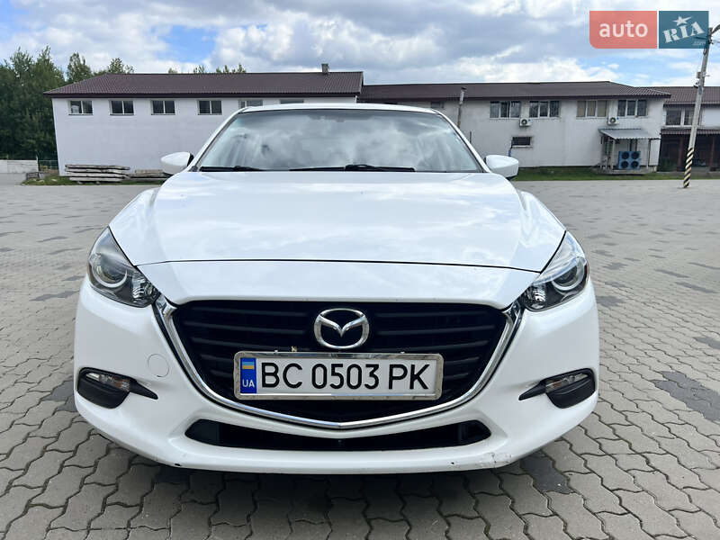 Хэтчбек Mazda 3 2017 в Львове