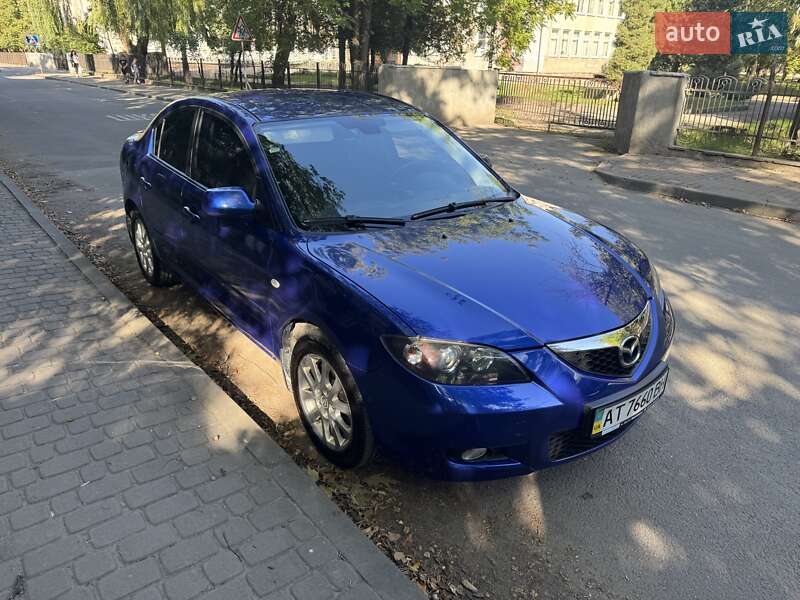 Седан Mazda 3 2009 в Ивано-Франковске
