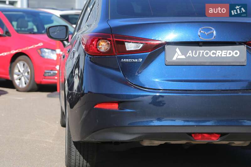 Седан Mazda 3 2018 в Киеве фото 8 Седан Mazda 3 2018 в Киеве