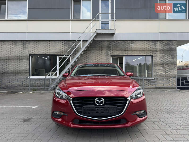 Седан Mazda 3 2018 в Харькове