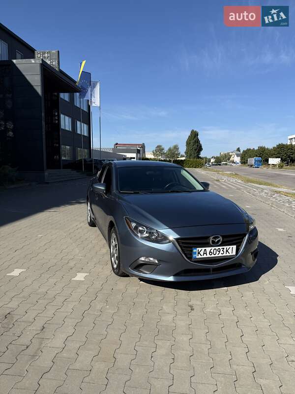 Седан Mazda 3 2015 в Белой Церкви