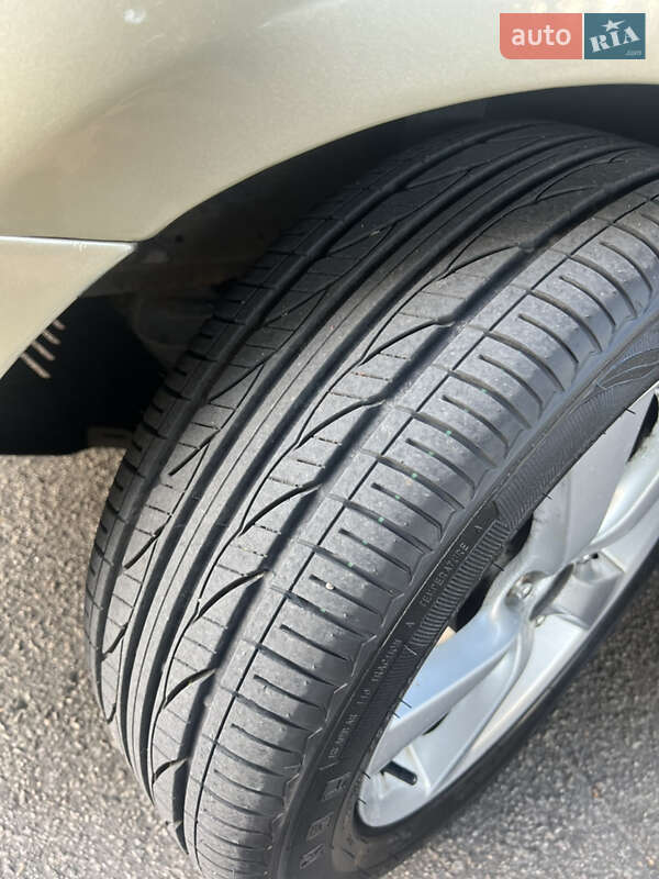 Седан Mazda 3 2004 в Днепре
