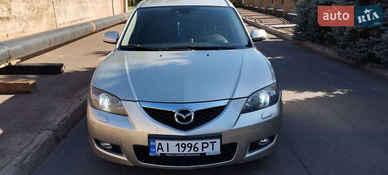Седан Mazda 3 2006 в 