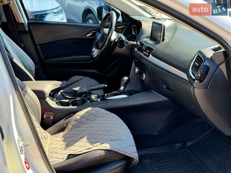 Седан Mazda 3 2014 в Виннице