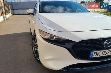 Хэтчбек Mazda 3 2018 в 