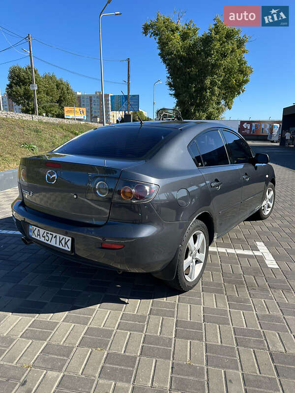 Седан Mazda 3 2006 в Киеве