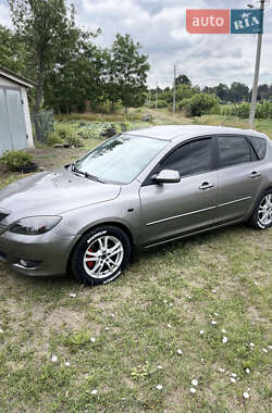 Хэтчбек Mazda 3 2003 в Мироновке