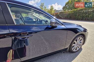 Седан Mazda 3 2019 в Дніпрі