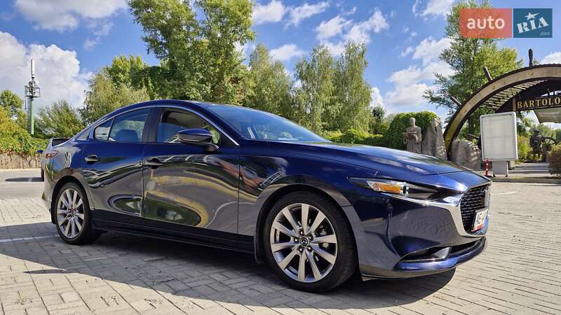 Седан Mazda 3 2019 в Днепре