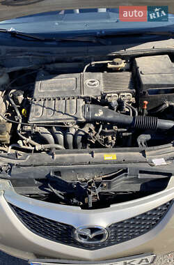 Седан Mazda 3 2005 в 