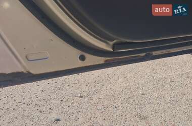Седан Mazda 3 2005 в 