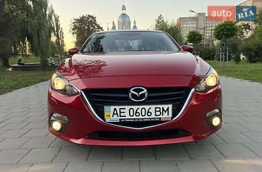 Седан Mazda 3 2016 в 