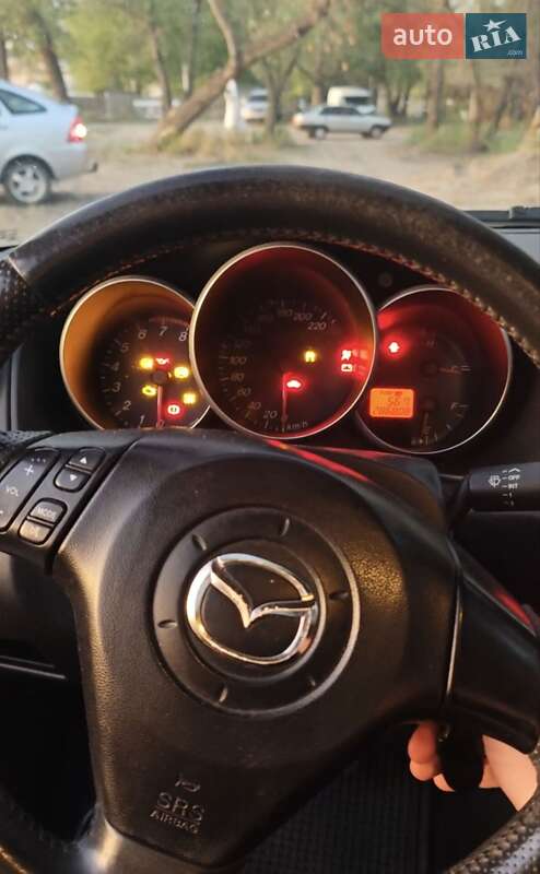 Седан Mazda 3 2005 в Днепре