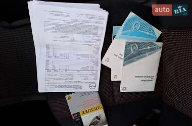 Хэтчбек Mazda 3 2006 в 