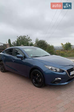 Седан Mazda 3 2017 в 