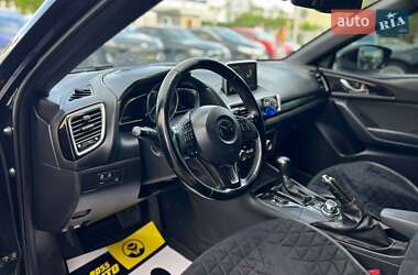Хэтчбек Mazda 3 2014 в 