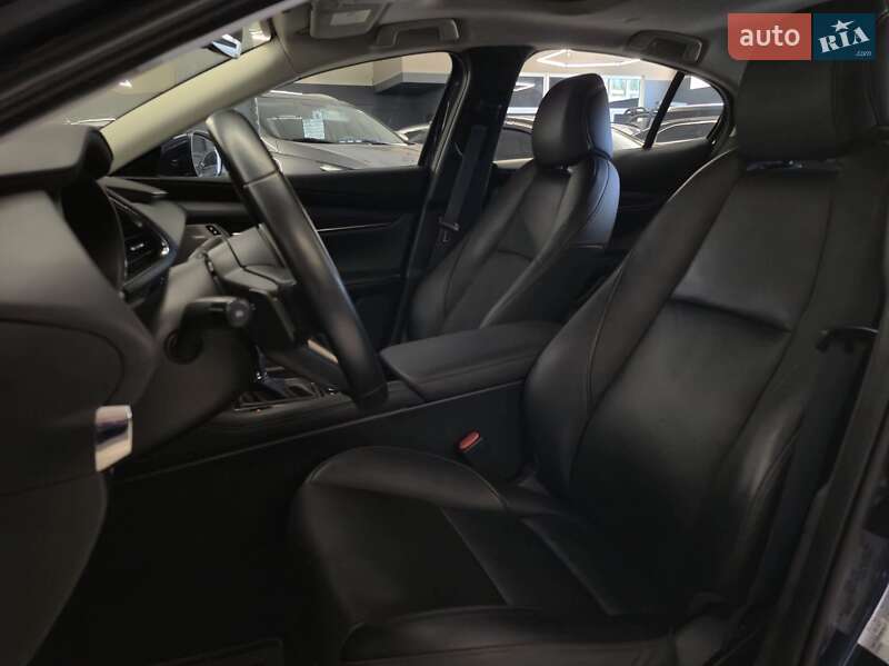 Седан Mazda 3 2021 в Николаеве