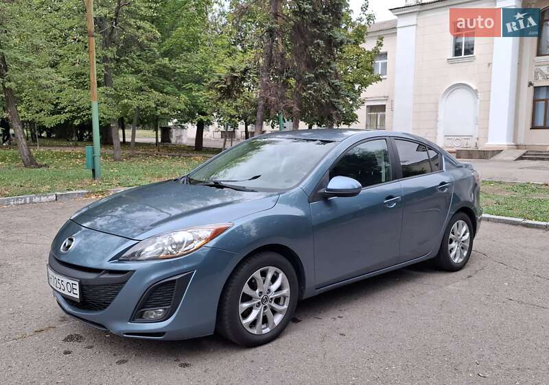 Седан Mazda 3 2010 в Запорожье