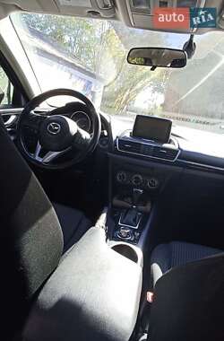 Седан Mazda 3 2015 в 