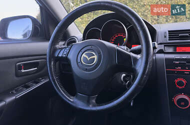 Седан Mazda 3 2005 в 